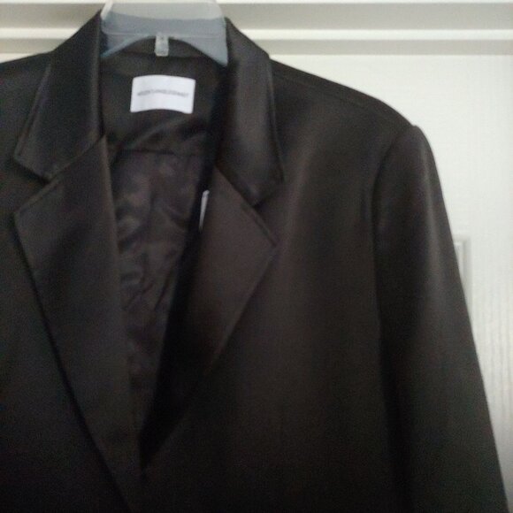 Herzen's Angelegenheit Black Satin Womens Blazer 2 Button Pockets Dressy 40 - Picture 4 of 13